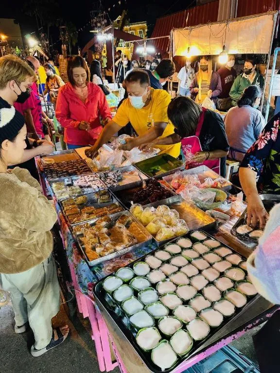 Niwtara Place Lom Sak Hotel