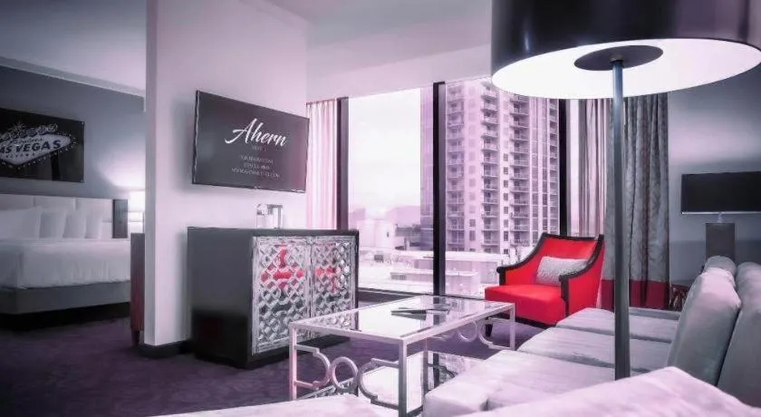 Bed in Ahern Hotel and Event Center