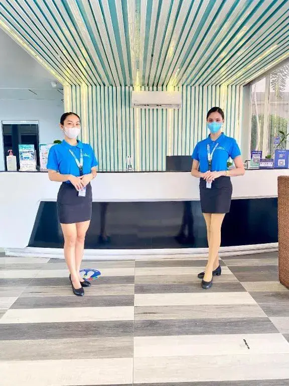 THE SHORELINE SUBIC HOTEL THE SHORELINE SUBIC HOTEL
