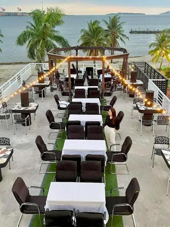 THE SHORELINE SUBIC HOTEL THE SHORELINE SUBIC HOTEL