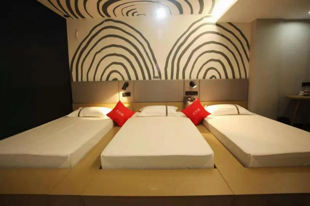 Bed in Thank Hotel Shanxi Lvliang Zhongyang County North Fengcheng Street