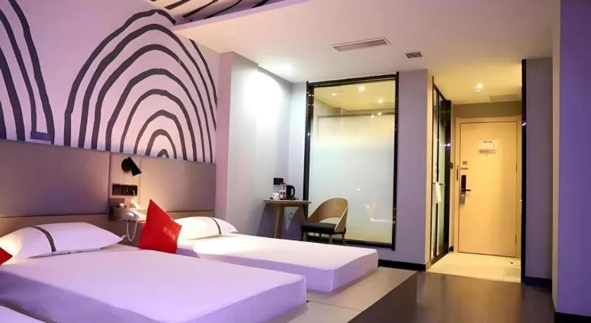 Bed in Thank Hotel Shanxi Lvliang Zhongyang County North Fengcheng Street