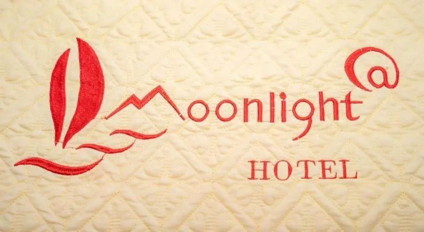 Khách sạn Moonlight Hotel - Mặt biển Hải Tiến