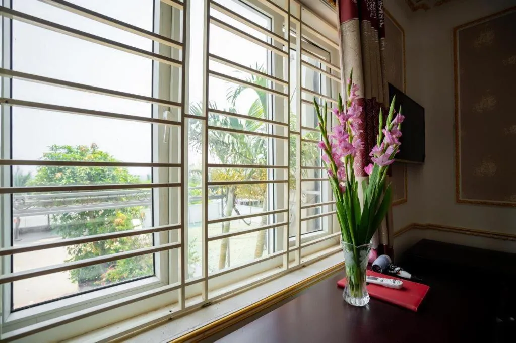 Khách sạn Moonlight Hotel - Mặt biển Hải Tiến