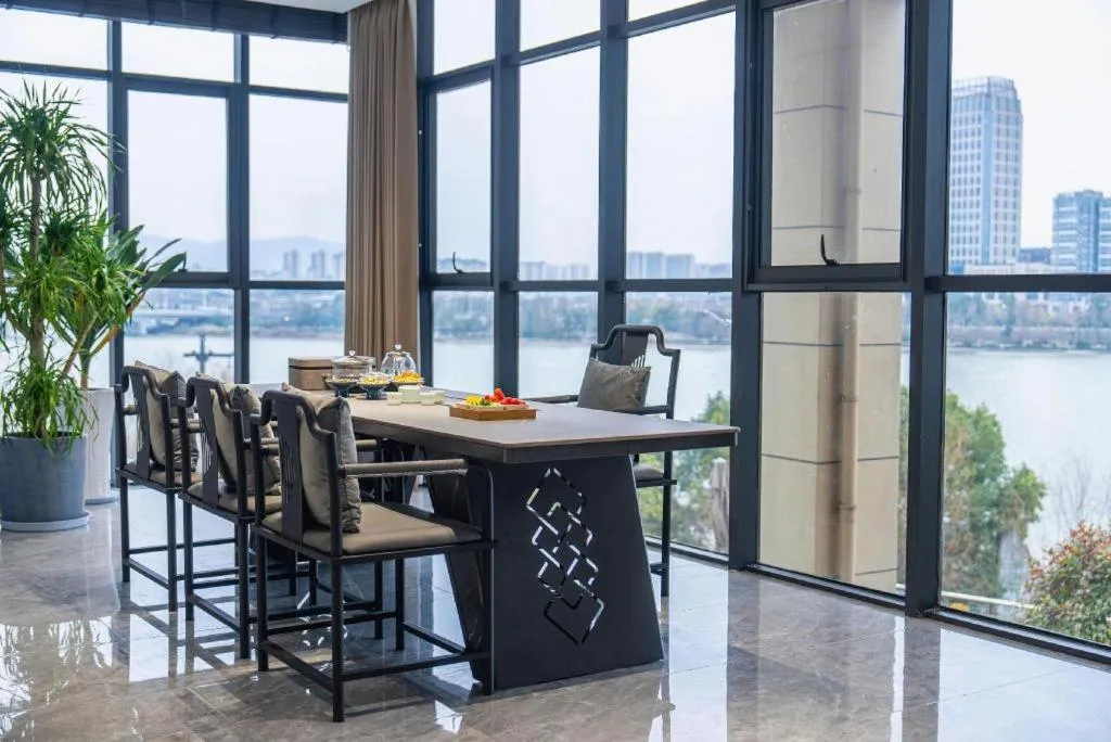 Echarm Hotel Hanzhong Wetland Park