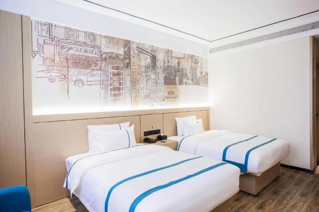 Bed in City Comfort Inn Luzhou Jiangyang District Wancheng International