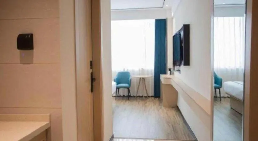 Bed in City Comfort Inn Luzhou Jiangyang District Wancheng International