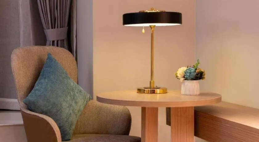 Poltton International Service Apartment Shanwei Urban District High-speed Railway Station