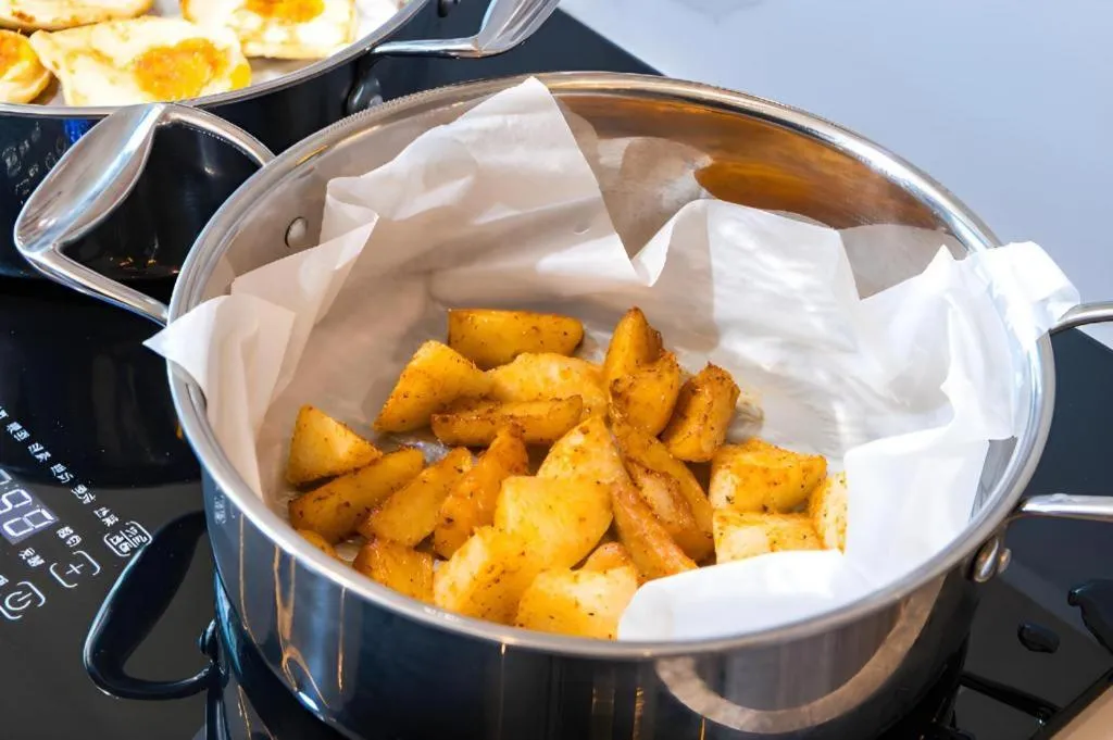 Poltton International Service Apartment Shanwei Urban District High-speed Railway Station