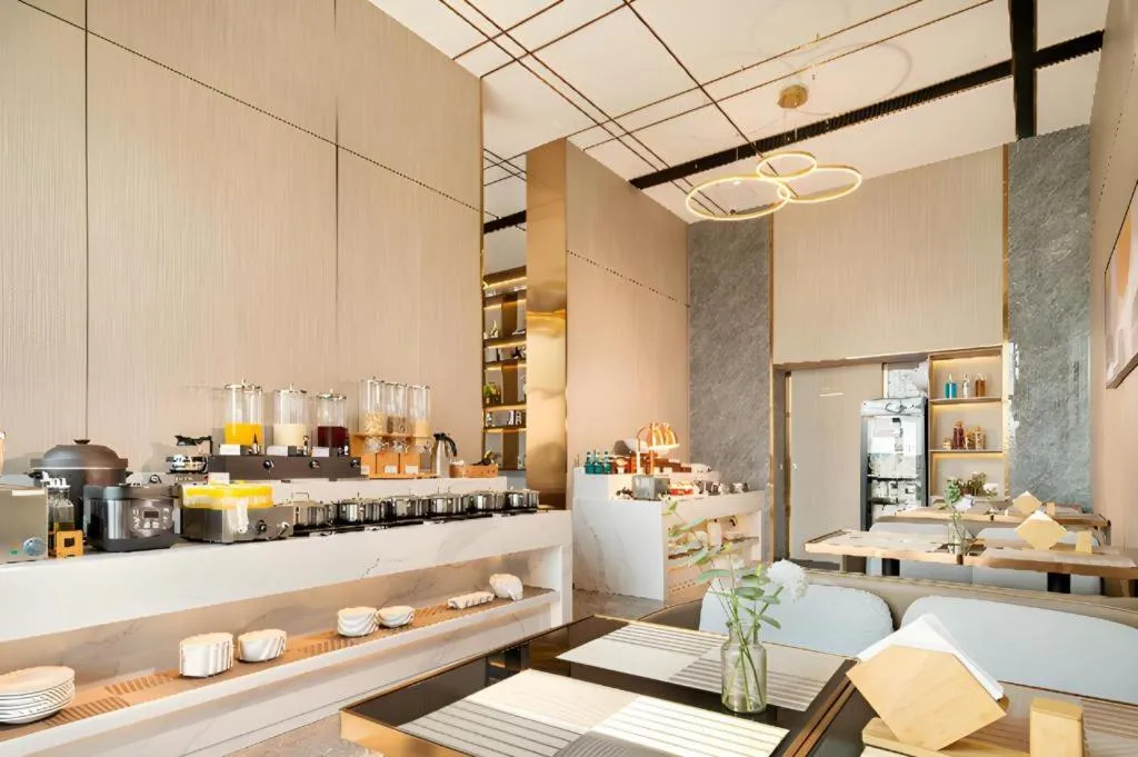 Poltton International Service Apartment Shanwei Urban District High-speed Railway Station