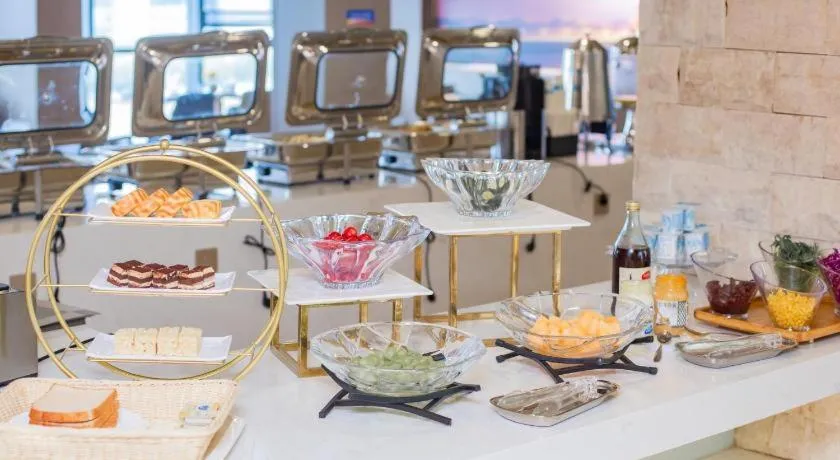 Echarm Hotel Wuhan Wusheng Road Metro Station Cade Square