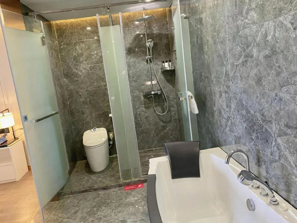 Echarm Hotel Wuhan Wusheng Road Metro Station Cade Square