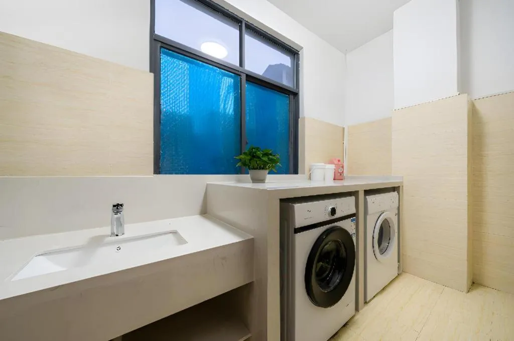 Borrman Hotel Xiantao Wushang Gymnasium