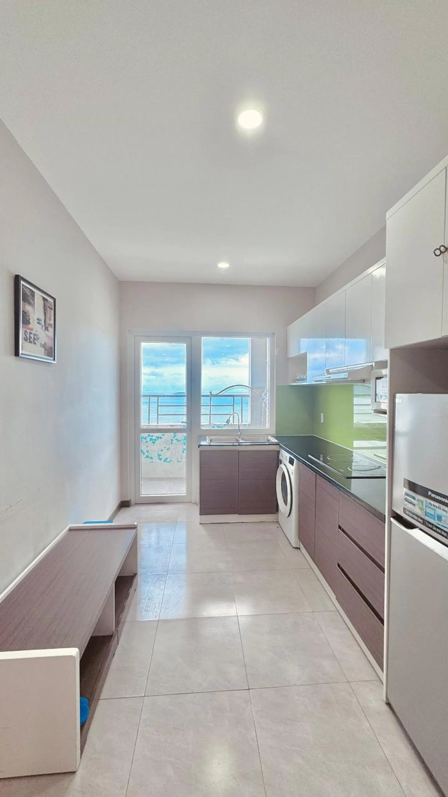 Kitchen or kitchenette in Sea Inn - Nha Trang Apartment