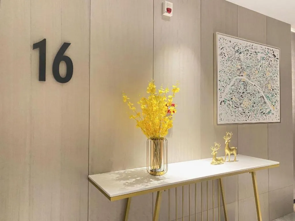 Echarm Hotel Wuhan Huashan