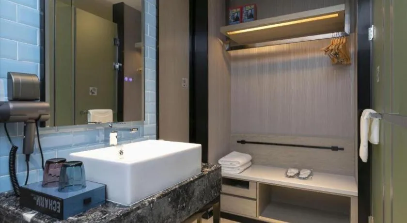 Echarm Hotel Wuhan Huashan