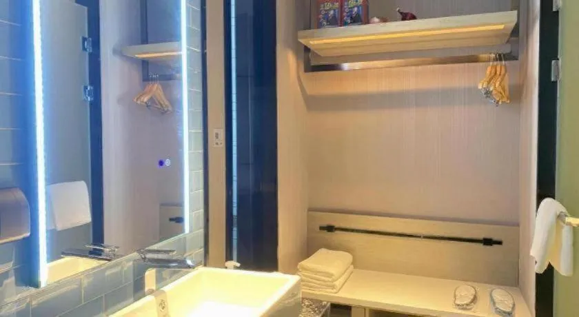 Echarm Hotel Wuhan Huashan
