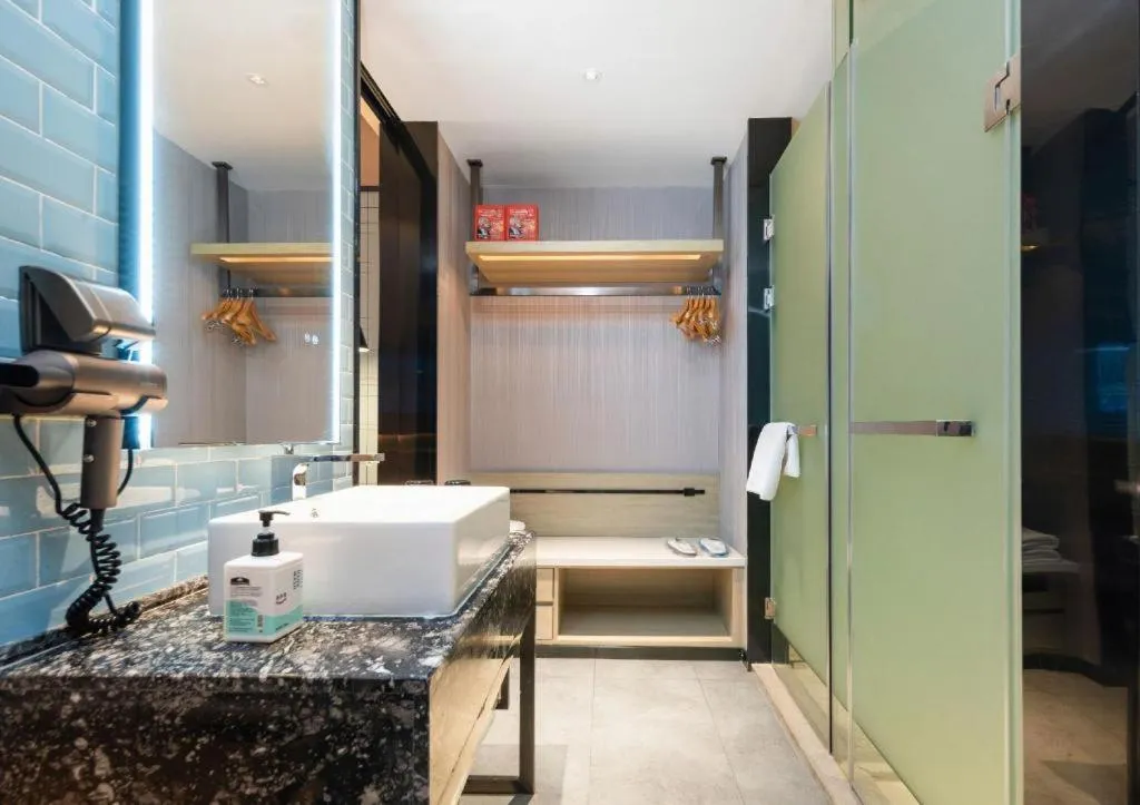 Echarm Hotel Wuhan Huashan