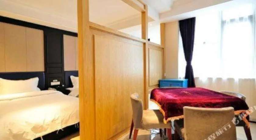 Bed in Super 8 Hotel Guiyang Qianling Park Ruijin North Road