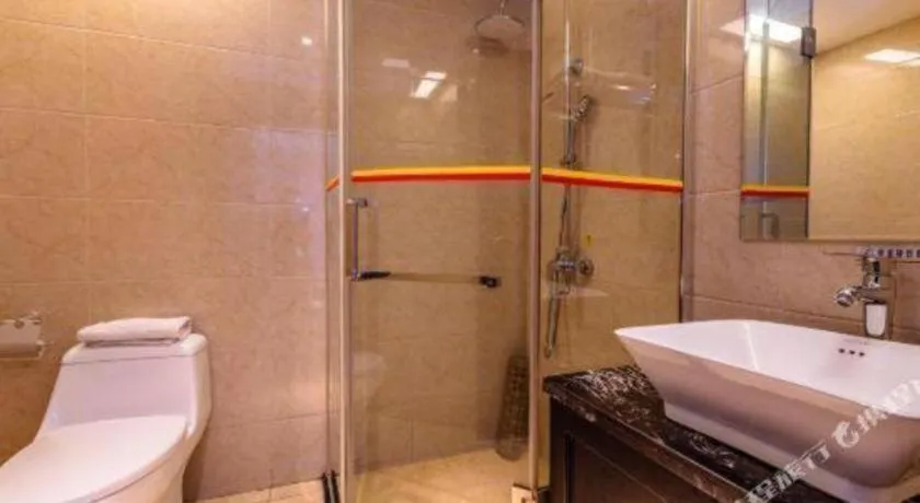 Super 8 Hotel Guiyang Qianling Park Ruijin North Road