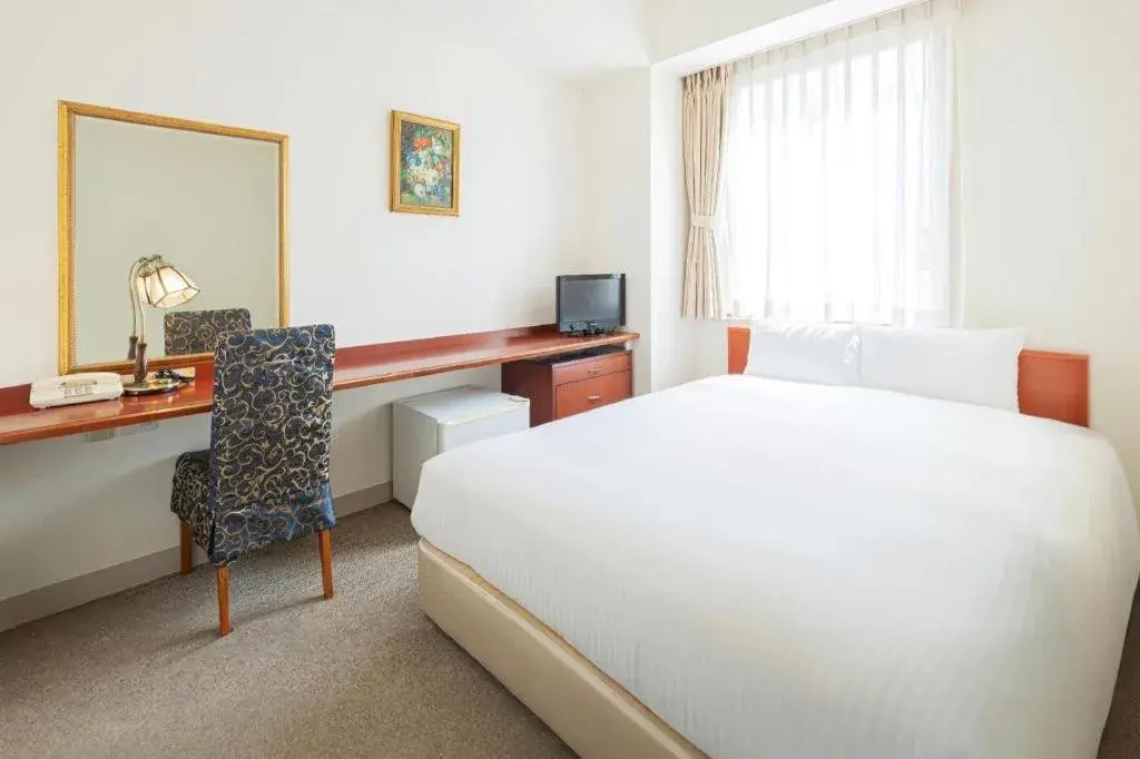 Bed in Ginza Bellevue Hotel Bed in Ginza Bellevue Hotel