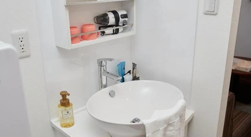 BIBI hotel kokusaidori