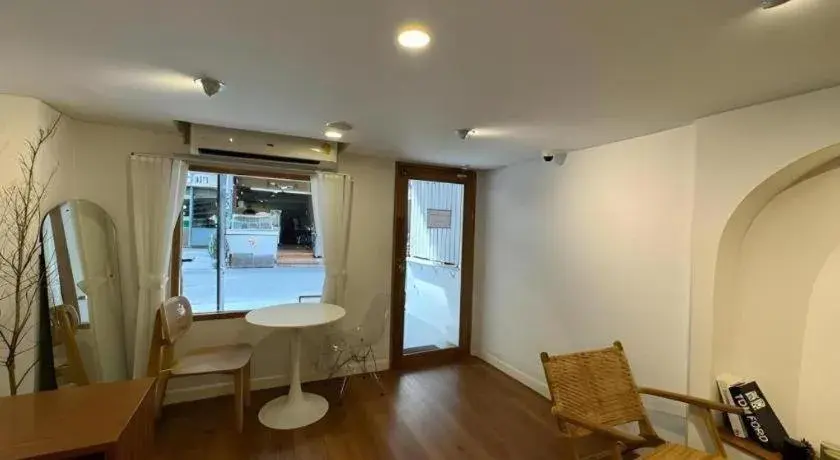 SEOUL3 HOTEL & SLOW BAR CAFE SEOUL3 HOTEL & SLOW BAR CAFE