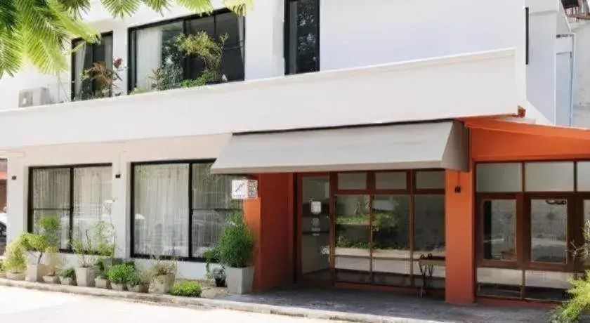 Chotana Bed Chotana Bed