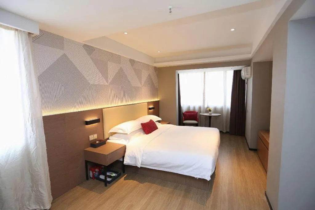 Bed in Borrman Hotel Wuhan Yellow Crane Tower Fuxing Road Metro Station