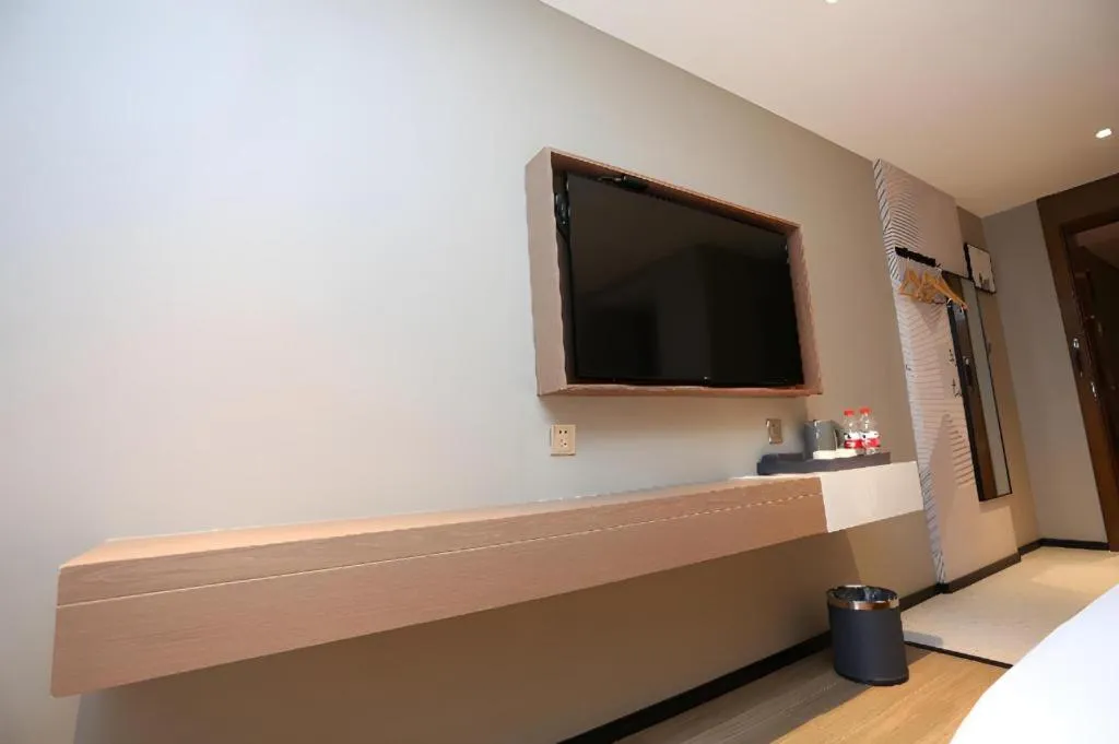 Bed in Borrman Hotel Wuhan Yellow Crane Tower Fuxing Road Metro Station