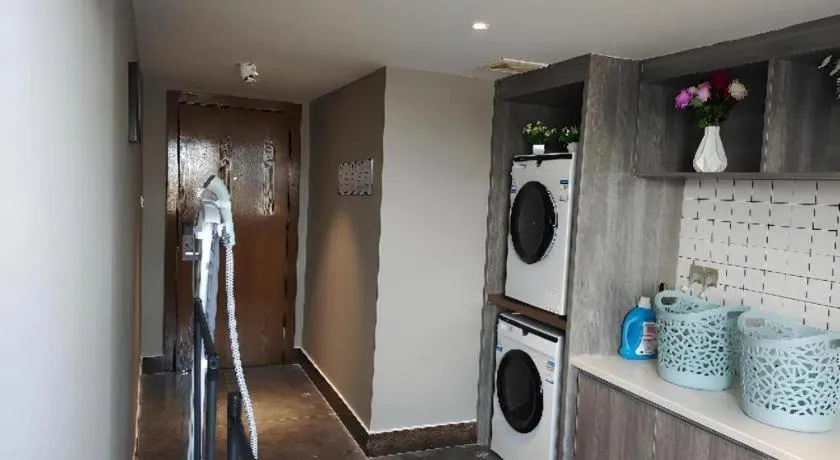 Borrman Hotel Wuhan Yellow Crane Tower Fuxing Road Metro Station