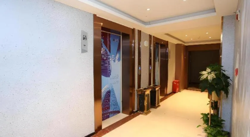 Borrman Hotel Wuhan Yellow Crane Tower Fuxing Road Metro Station