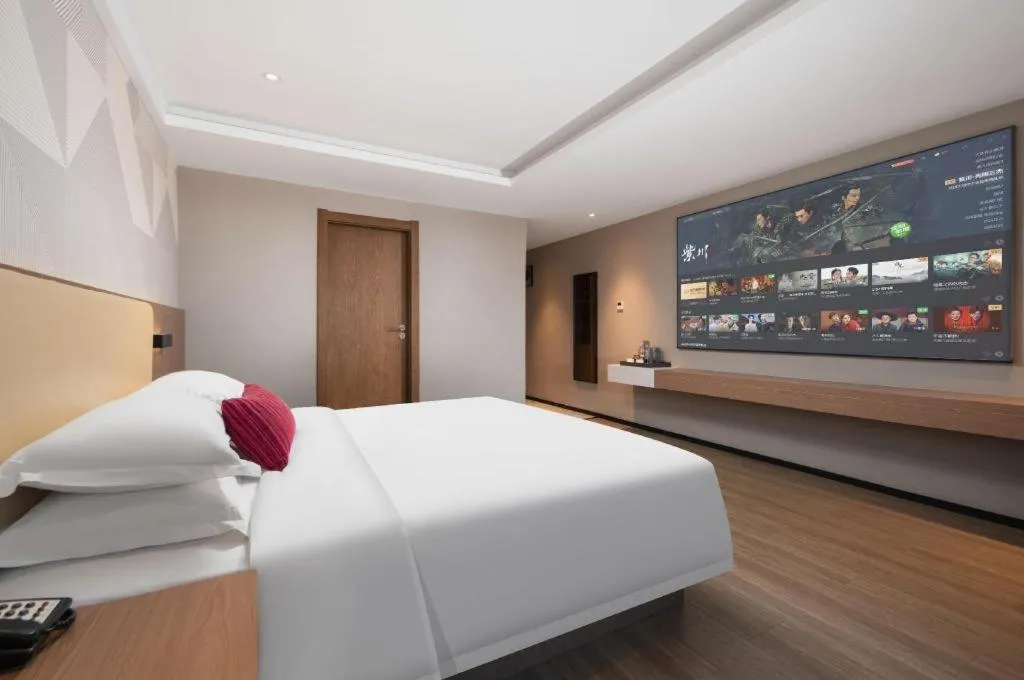 Bed in Borrman Hotel Wuhan Yellow Crane Tower Fuxing Road Metro Station