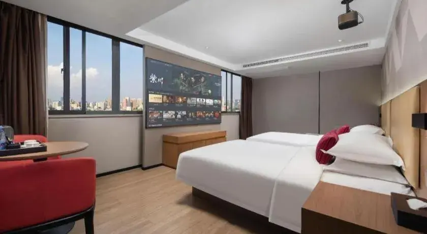 Bed in Borrman Hotel Wuhan Yellow Crane Tower Fuxing Road Metro Station Bed in Borrman Hotel Wuhan Yellow Crane Tower Fuxing Road Metro Station