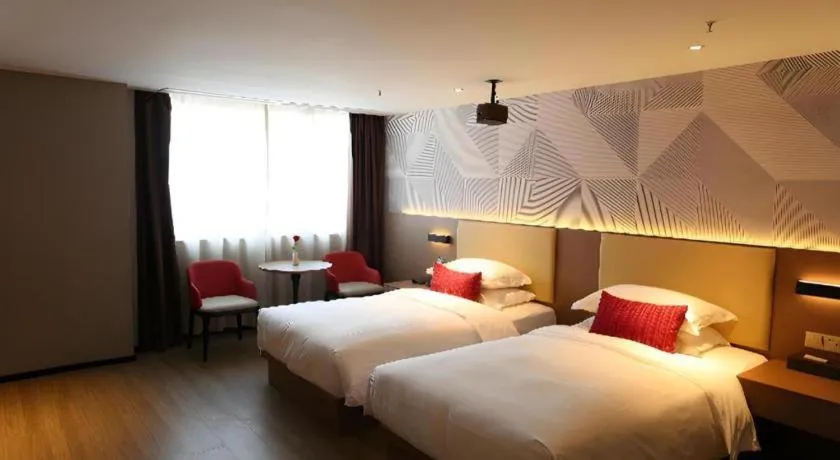 Bed in Borrman Hotel Wuhan Yellow Crane Tower Fuxing Road Metro Station