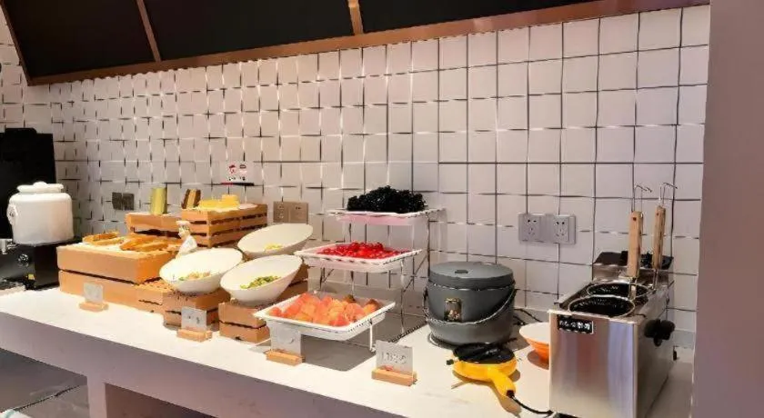 Borrman Hotel Wuhan Yellow Crane Tower Fuxing Road Metro Station