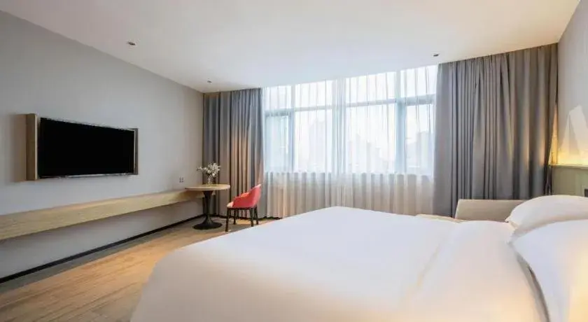Bed in Borrman Hotel Wuhan Yellow Crane Tower Fuxing Road Metro Station Bed in Borrman Hotel Wuhan Yellow Crane Tower Fuxing Road Metro Station