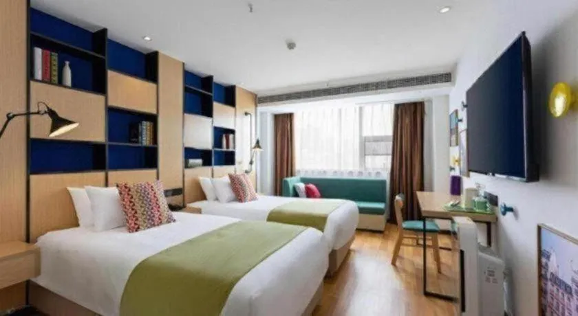 Bed in Borrman Hotel Wuhan Yellow Crane Tower Fuxing Road Metro Station