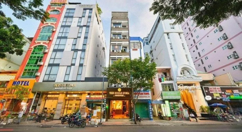 The Noble Swan WoodPark Hotel