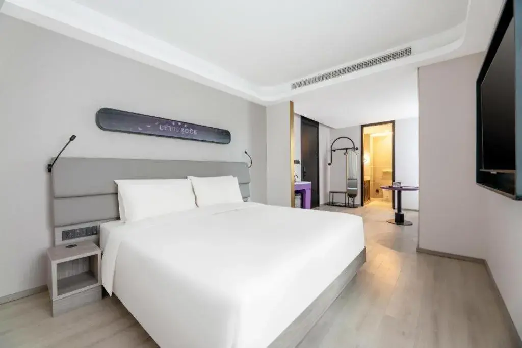 Bed in Atour Light Hotel North Dalian Station Huanan Plaza Bed in Atour Light Hotel North Dalian Station Huanan Plaza