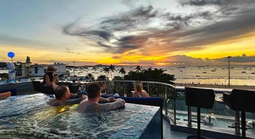 The Globe Hotel, Bar & Restaurant