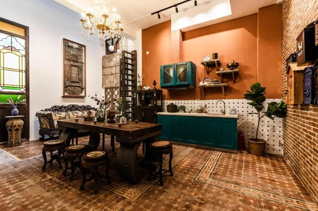 Origin Antique House and Hotel