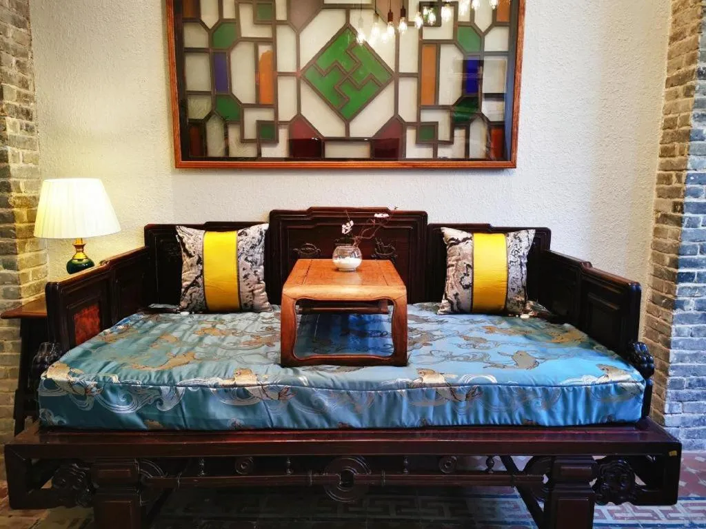 Origin Antique House and Hotel