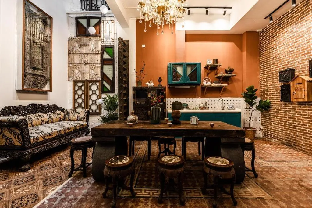 Origin Antique House and Hotel