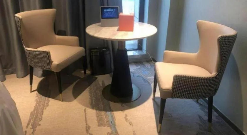 Yinhu Junyi Hotel（Wildlife Park）