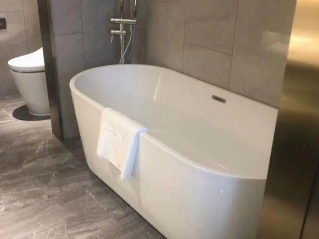 Yinhu Junyi Hotel（Wildlife Park）