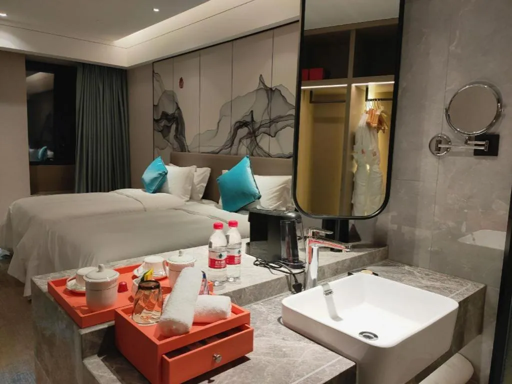 Bed in Yinhu Junyi Hotel（Wildlife Park）