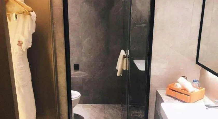 Yinhu Junyi Hotel（Wildlife Park）