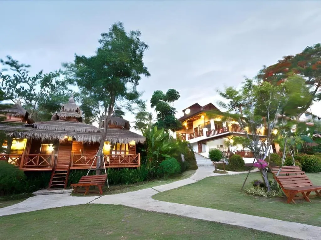 Gin's Greenery Resort