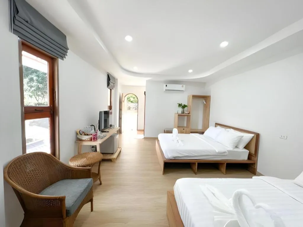 Bed in Gin's Greenery Resort